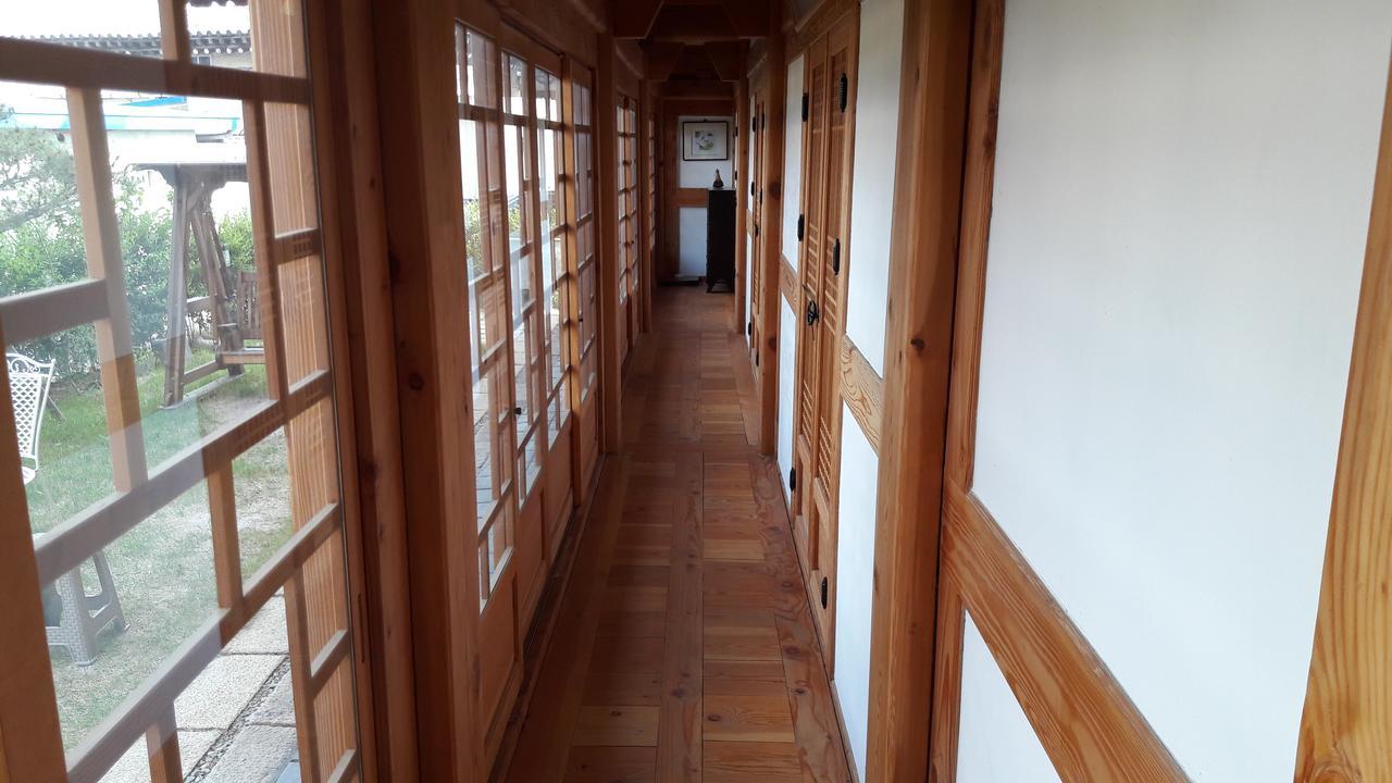 Hwangnam Gotaek Keumseulchae Hotel Gyeongju Bagian luar foto