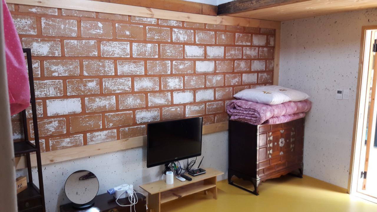Hwangnam Gotaek Keumseulchae Hotel Gyeongju Bagian luar foto