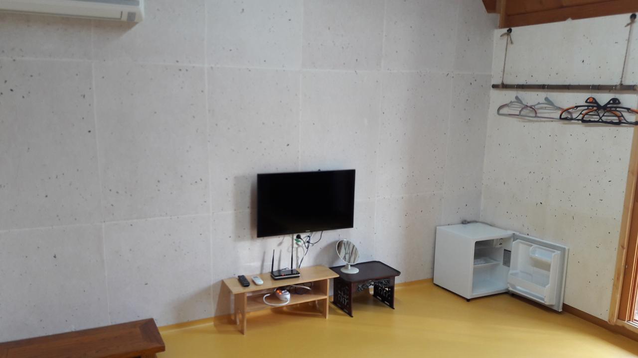 Hwangnam Gotaek Keumseulchae Hotel Gyeongju Bagian luar foto