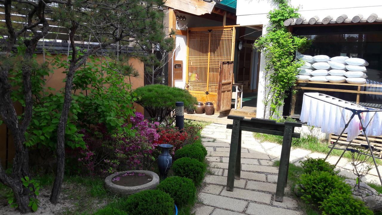 Hwangnam Gotaek Keumseulchae Hotel Gyeongju Bagian luar foto