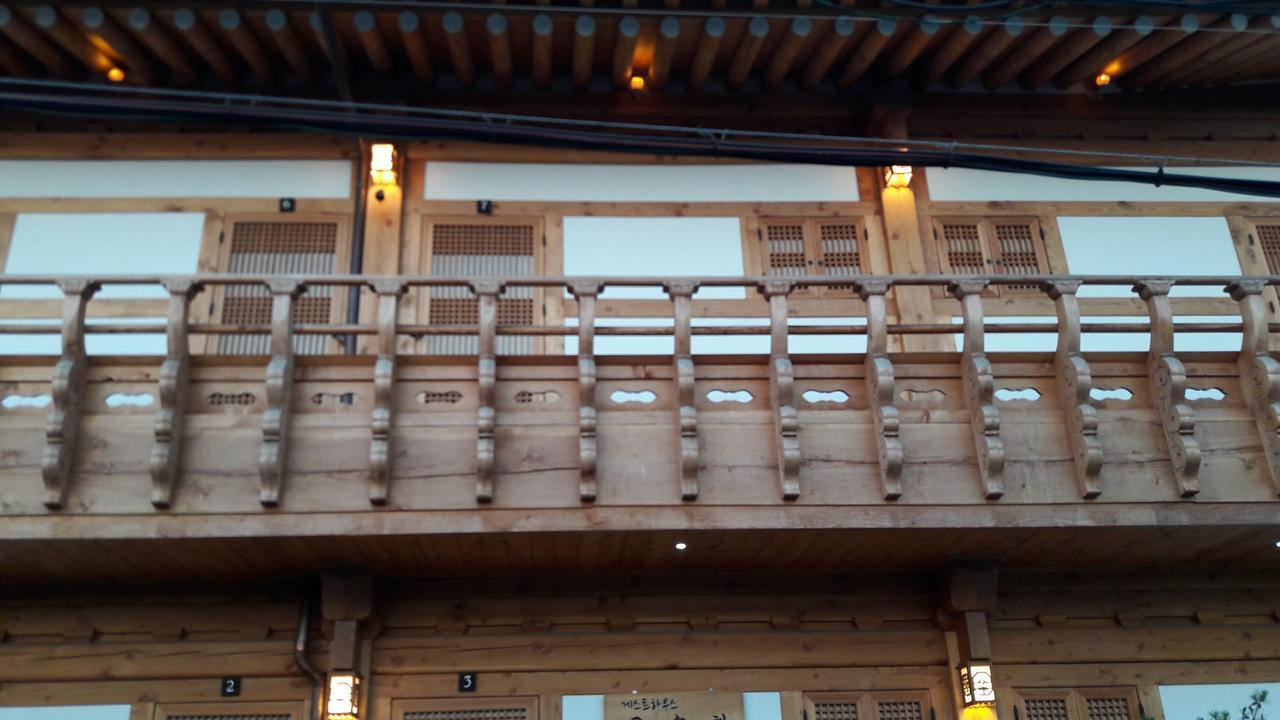 Hwangnam Gotaek Keumseulchae Hotel Gyeongju Bagian luar foto