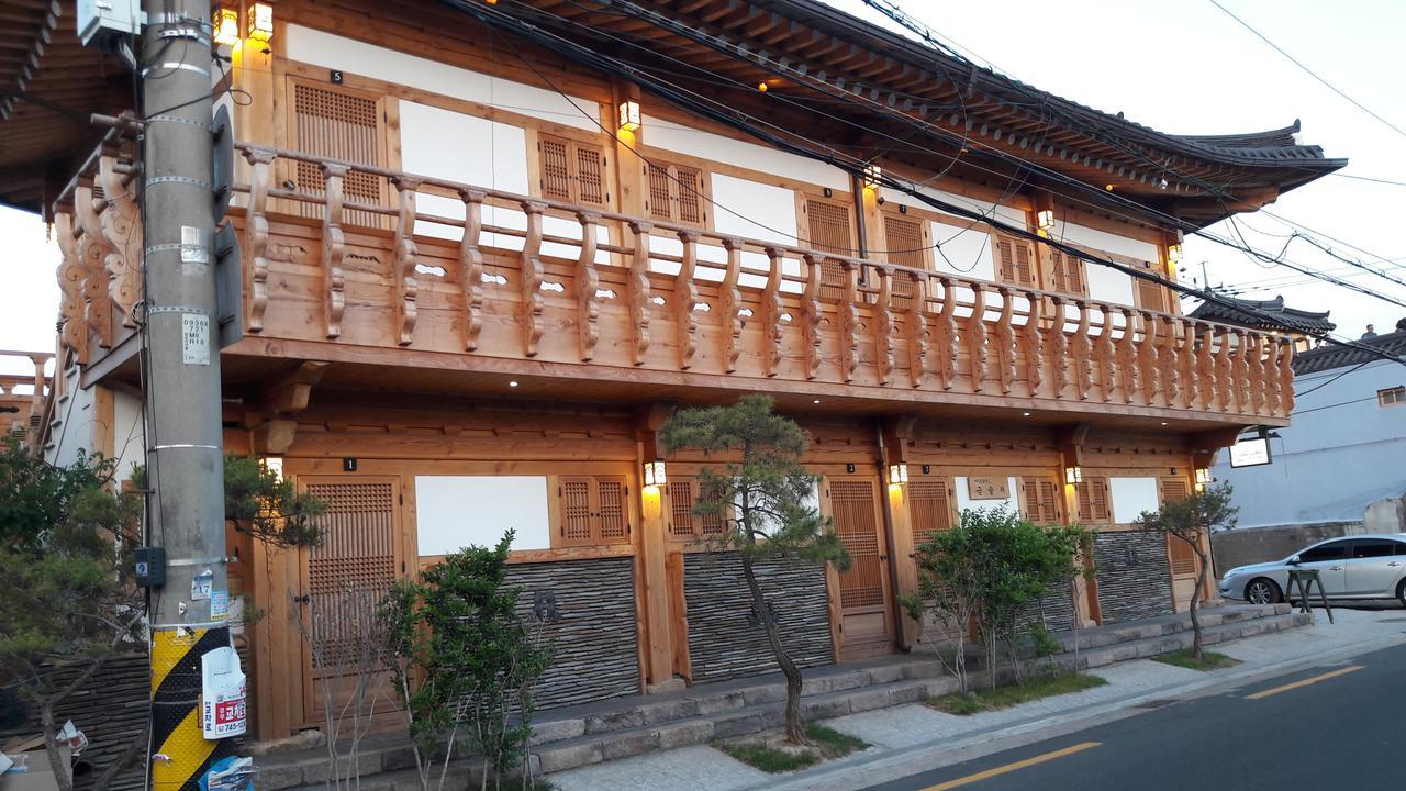 Hwangnam Gotaek Keumseulchae Hotel Gyeongju Bagian luar foto