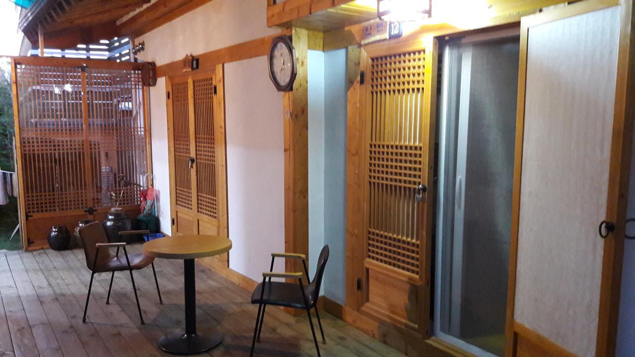 Hwangnam Gotaek Keumseulchae Hotel Gyeongju Bagian luar foto